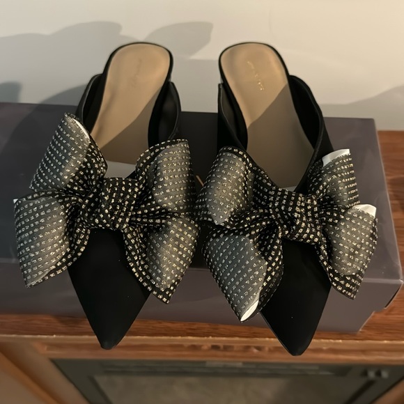 Ann Taylor Shoes - Ann Taylor Black Flats with Bow Detail